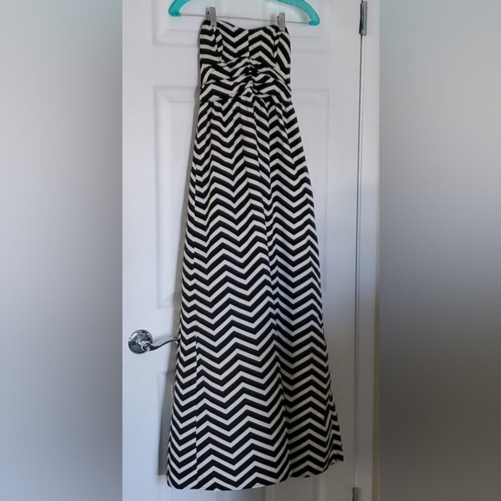 Love, FIRE Small Black White Chevron Strapless Maxi Dress Wedding Resortwear
